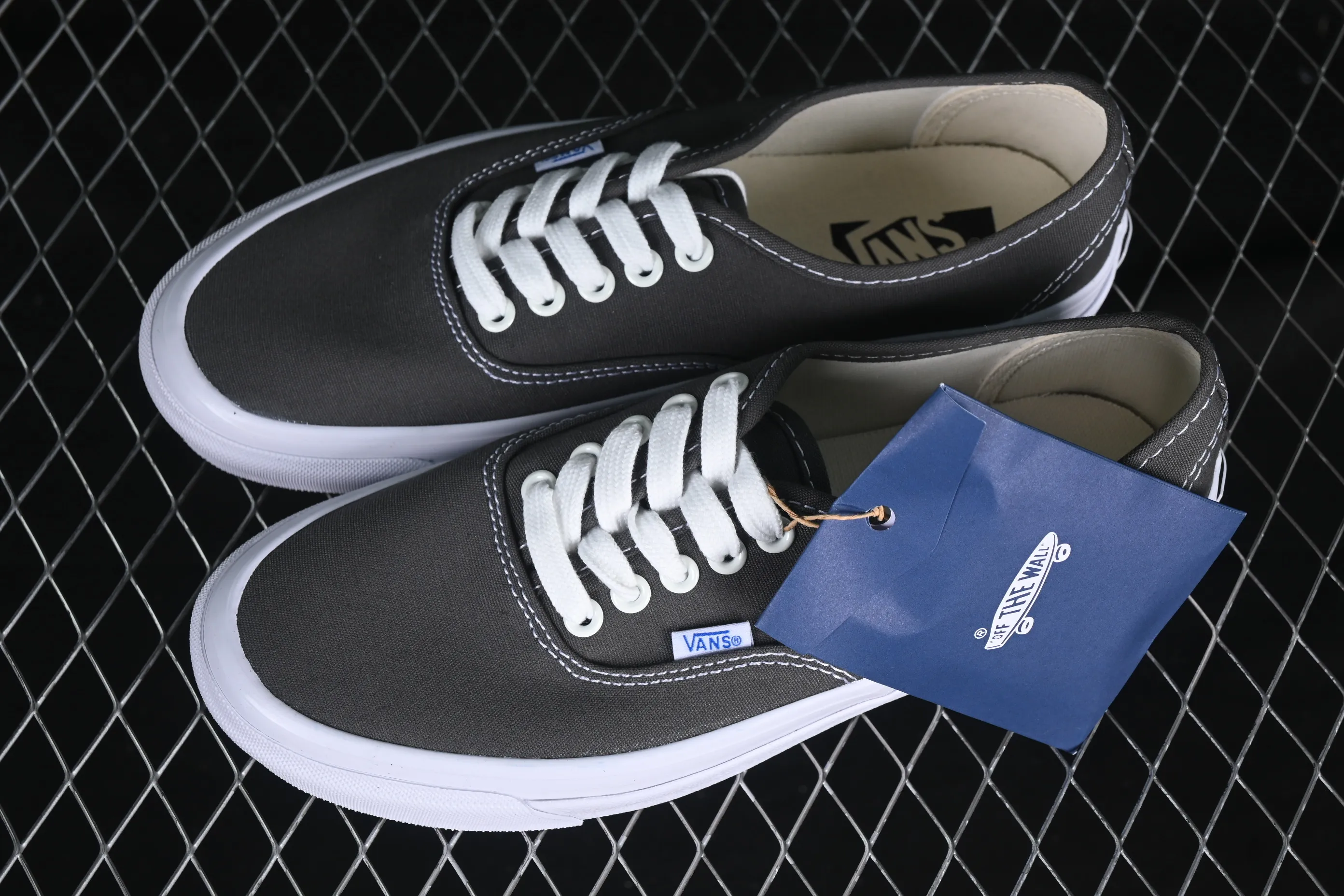 All categories Vans Vans series Vans Low Vans low-top Vans Authentic Reissue 44 Vans official high-end branch low-top casual sneakers VN0007QZ2VM